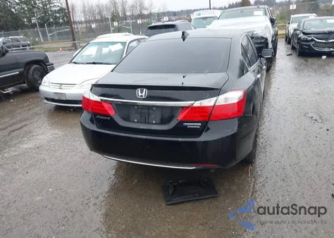 2015 Honda Accord Hybrid Touring from USA, damaged, VIN 1HGCR6F71FA007327